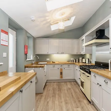 Holiday home Frankland House *