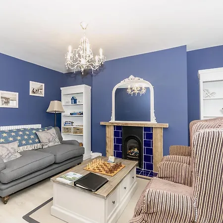 Holiday home Frankland House *