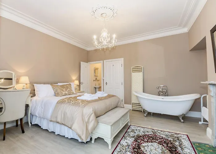 Frankland House Holiday home *